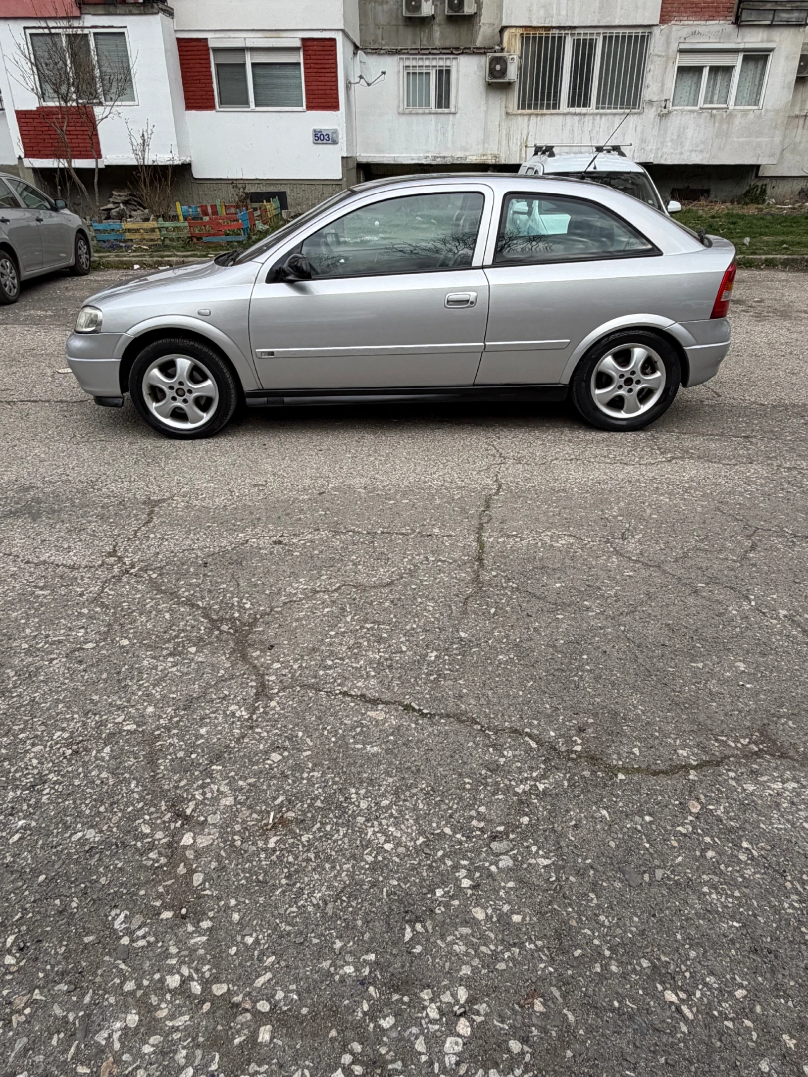 Opel Astra Газ бензин, снимка 5 - Автомобили и джипове - 53927402