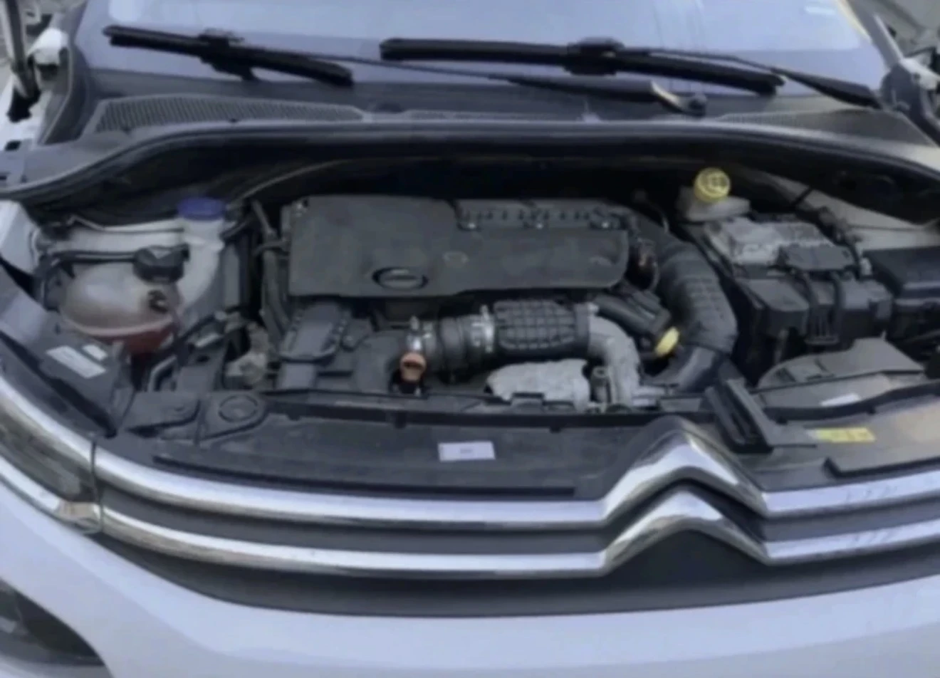 Citroen C3 1.6 HDI  ОТЛИЧЕН !, снимка 13 - Автомобили и джипове - 54396681