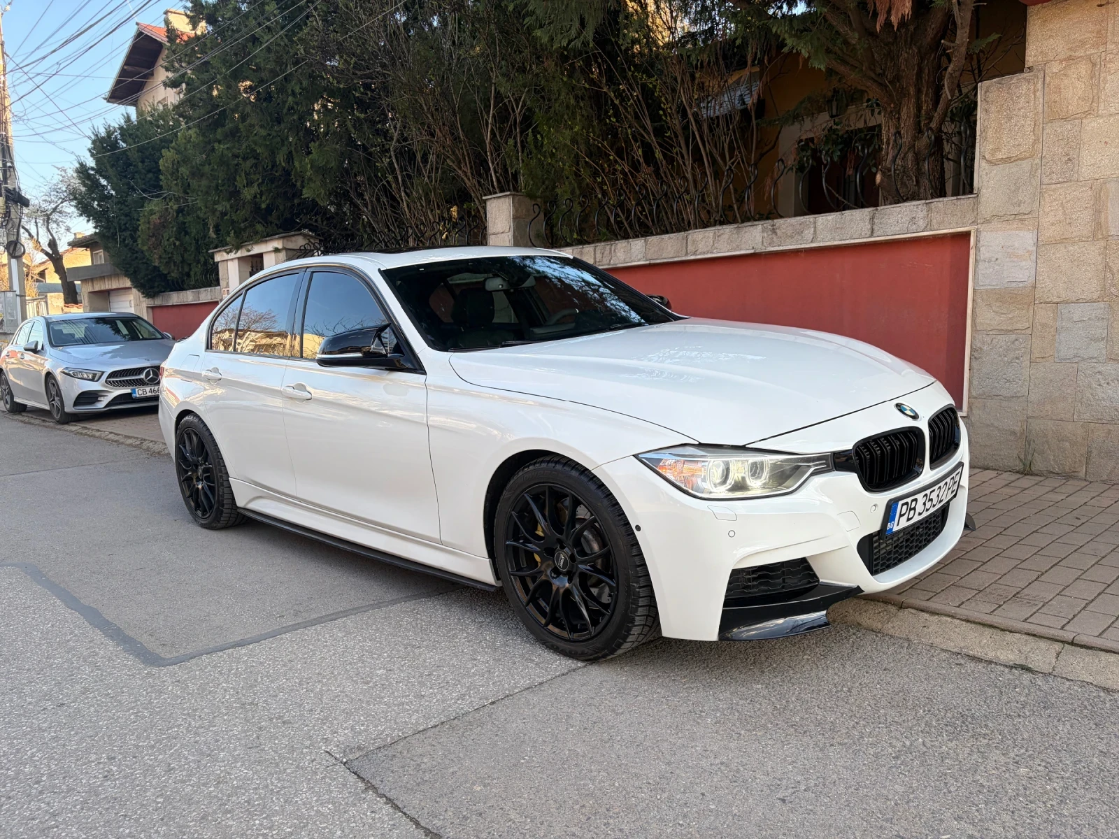 BMW 335 XDRIVE / ЛИЗИНГ / HEADUP / H&K / ПОДГРЕВ, снимка 14 - Автомобили и джипове - 54593002