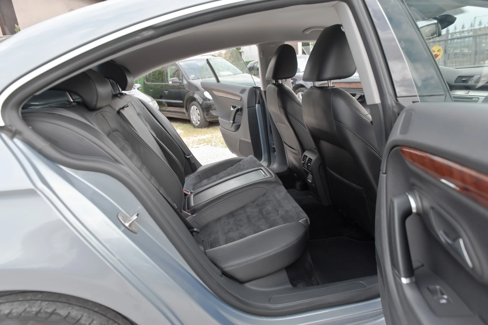 VW CC 2.0tdi 170ks Automat , снимка 9 - Автомобили и джипове - 54612599