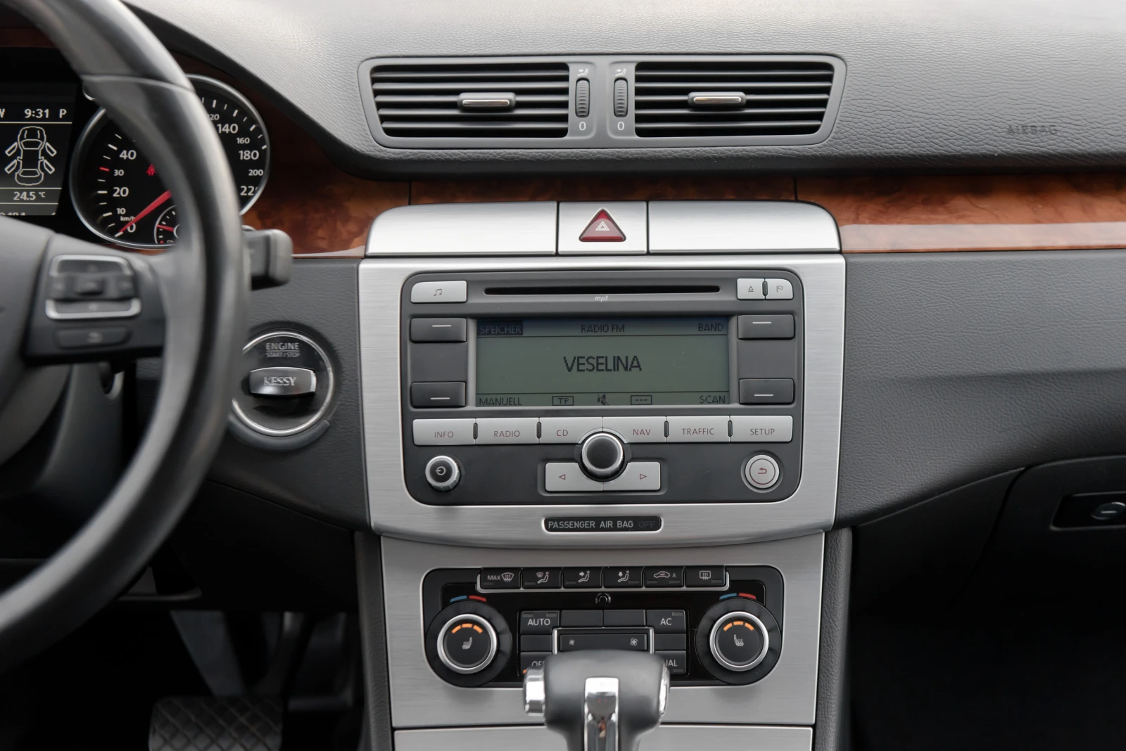 VW CC 2.0tdi 170ks Automat , снимка 17 - Автомобили и джипове - 54612599