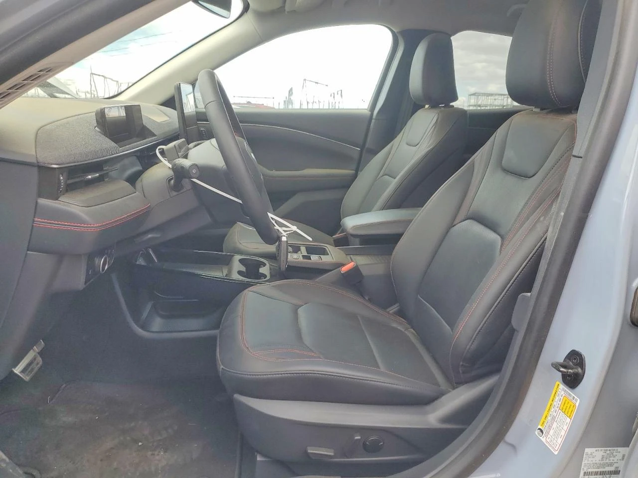 Ford Mustang Mach-E Premium, снимка 7 - Автомобили и джипове - 54742853