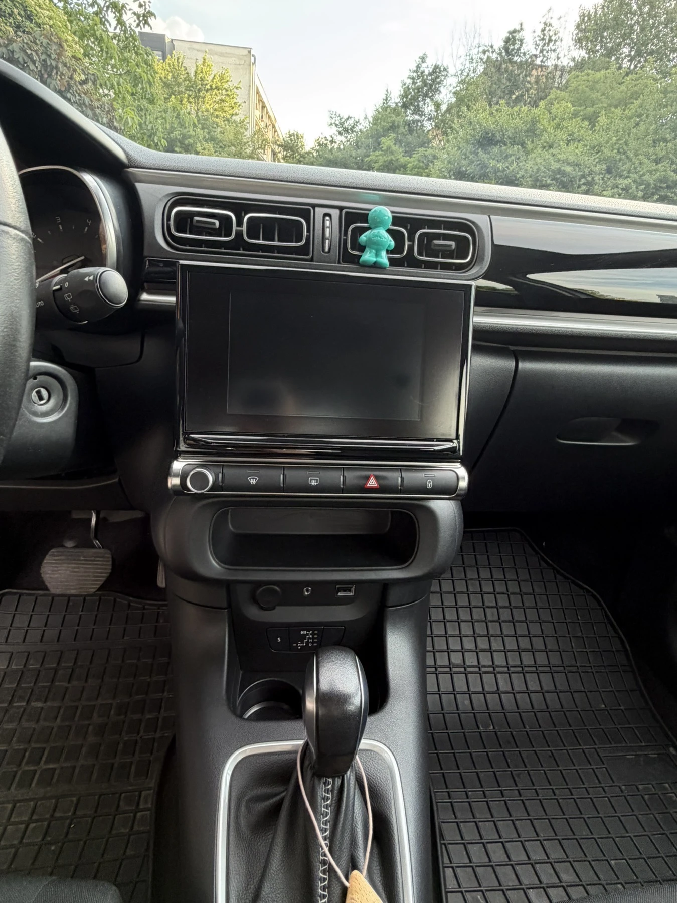 Citroen C3, снимка 12 - Автомобили и джипове - 55006878
