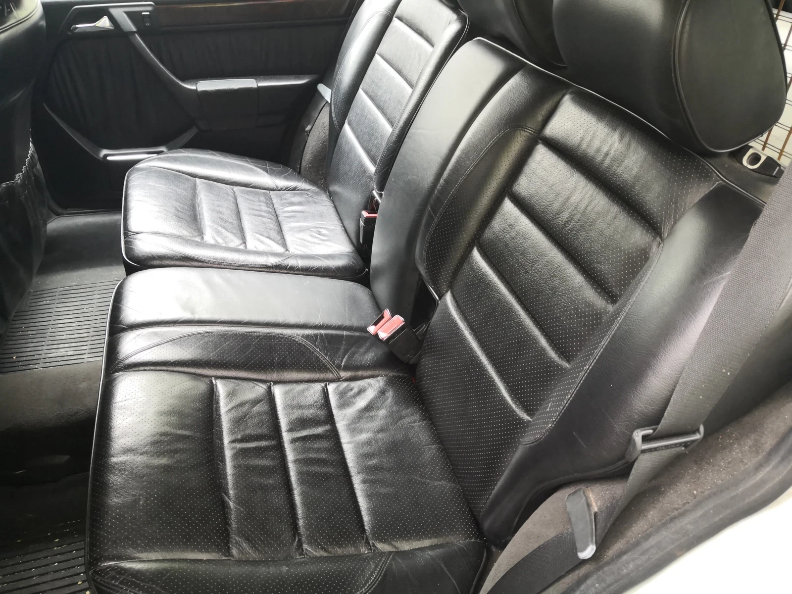 Mercedes-Benz E 320 Sportline, снимка 15 - Автомобили и джипове - 55154889