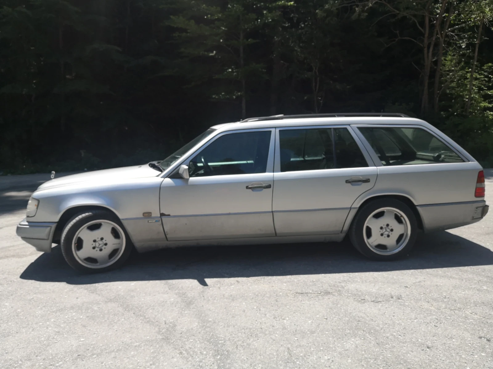 Mercedes-Benz E 320 Sportline, снимка 5 - Автомобили и джипове - 55154889