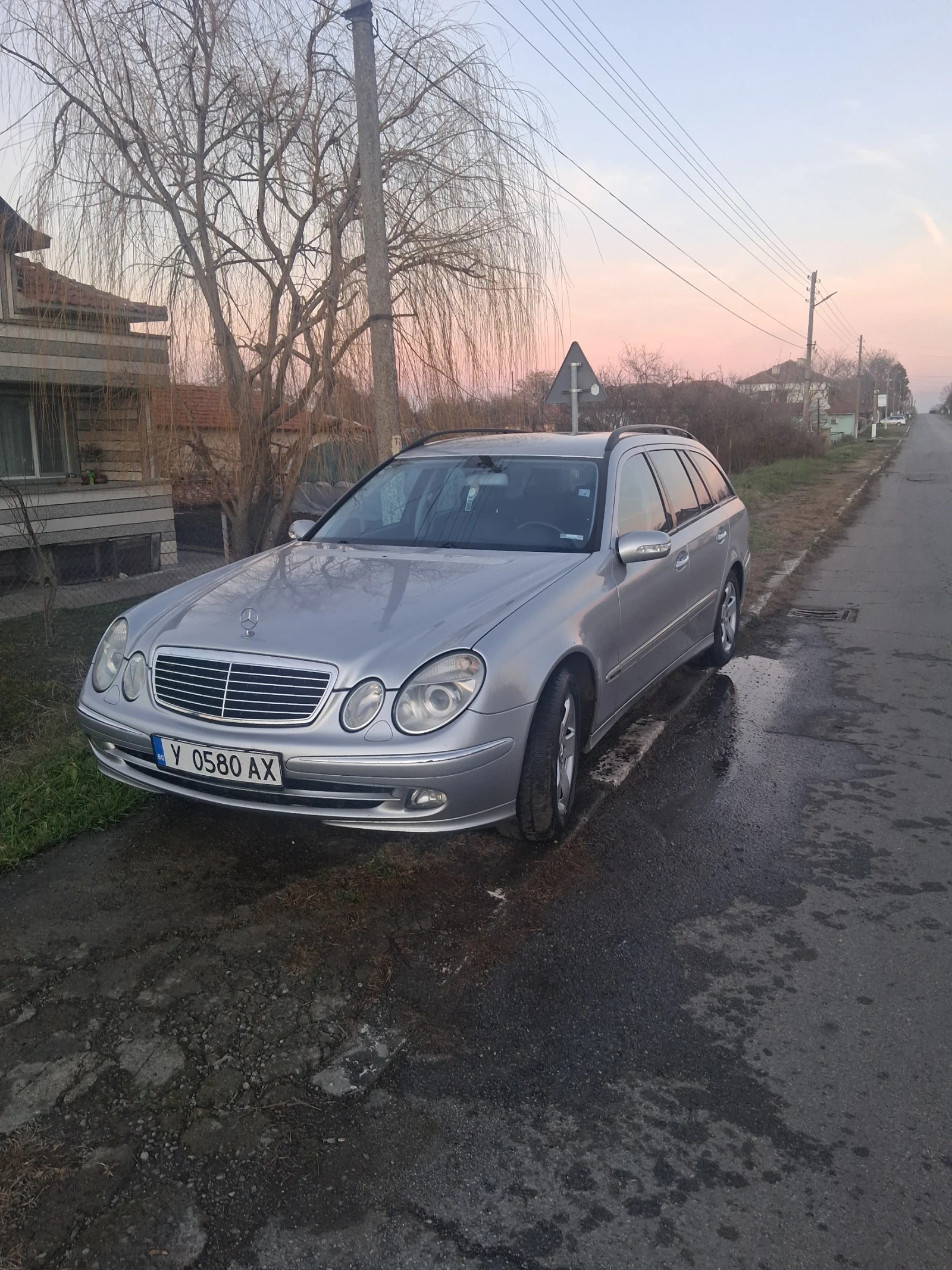 Mercedes-Benz E 280 W211, снимка 3 - Автомобили и джипове - 55198361