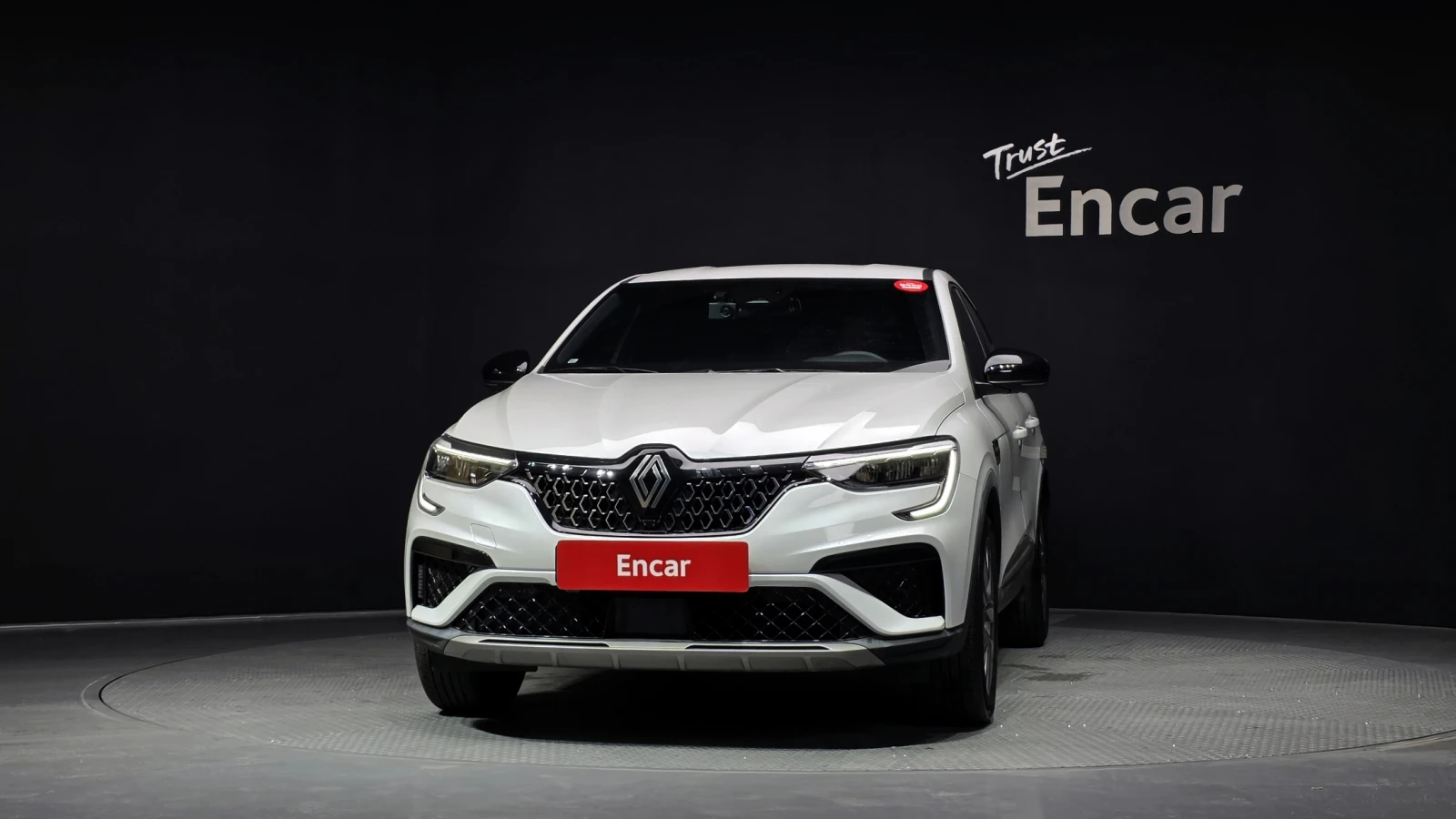 Renault Arkana 1.6* BLIND SPOT* ПОДГРЕВ ВОЛАН* КРАЙНА ЦЕНА, снимка 3 - Автомобили и джипове - 55237003