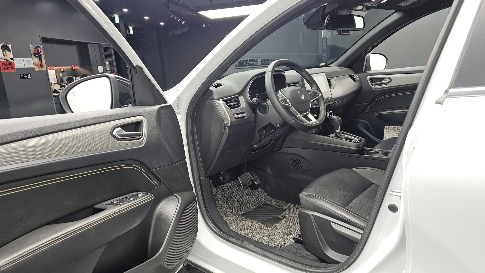 Renault Arkana НАЛИЧНА КРАЙНА ЦЕНА, снимка 10 - Автомобили и джипове - 55237003