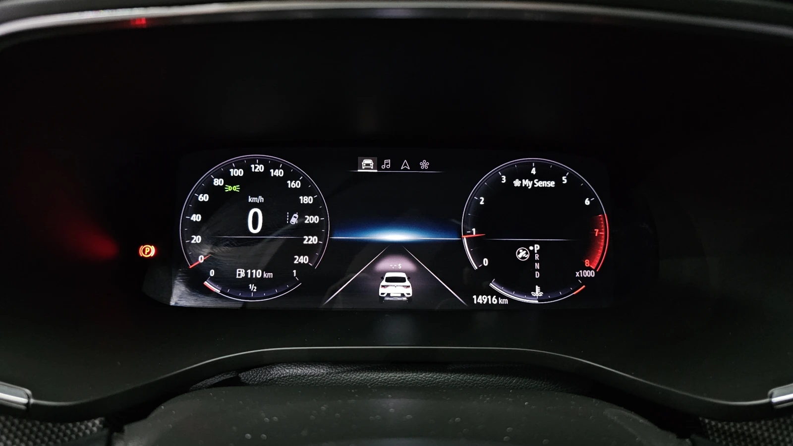 Renault Arkana 1.6* BLIND SPOT* 360* ПОДГРЕВ ВОЛАН* КРАЙНА ЦЕНА, снимка 8 - Автомобили и джипове - 55237003