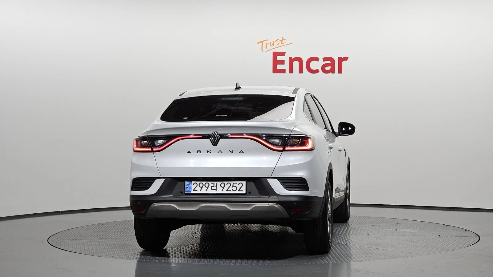 Renault Arkana НАЛИЧНА КРАЙНА ЦЕНА, снимка 4 - Автомобили и джипове - 55237003