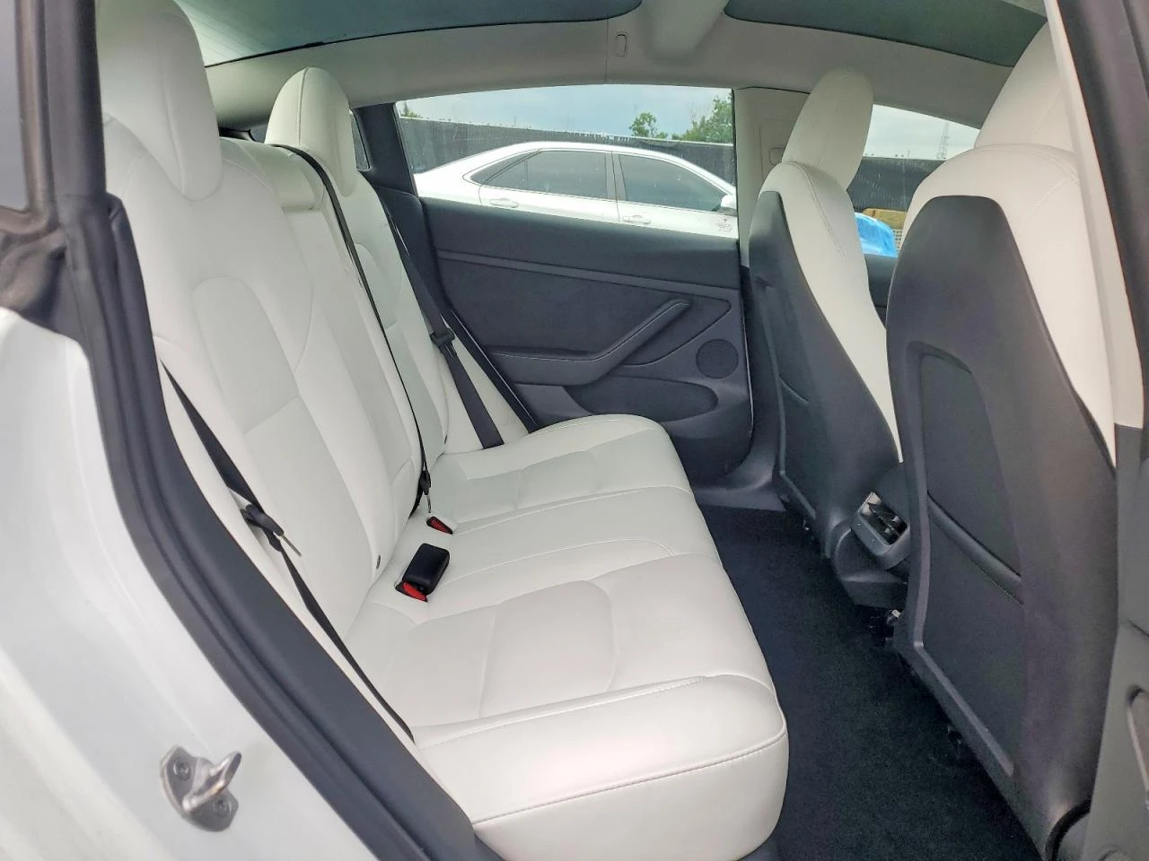 Tesla Model 3 STANDARD RANGE RWD, снимка 10 - Автомобили и джипове - 55582431