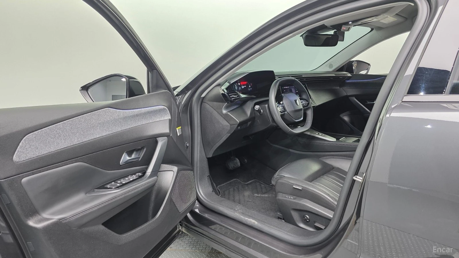Peugeot 408 1.2 Pure Tech Allure* КОЖА* ПОДГРЕВ* КАМЕРА, снимка 9 - Автомобили и джипове - 55607021