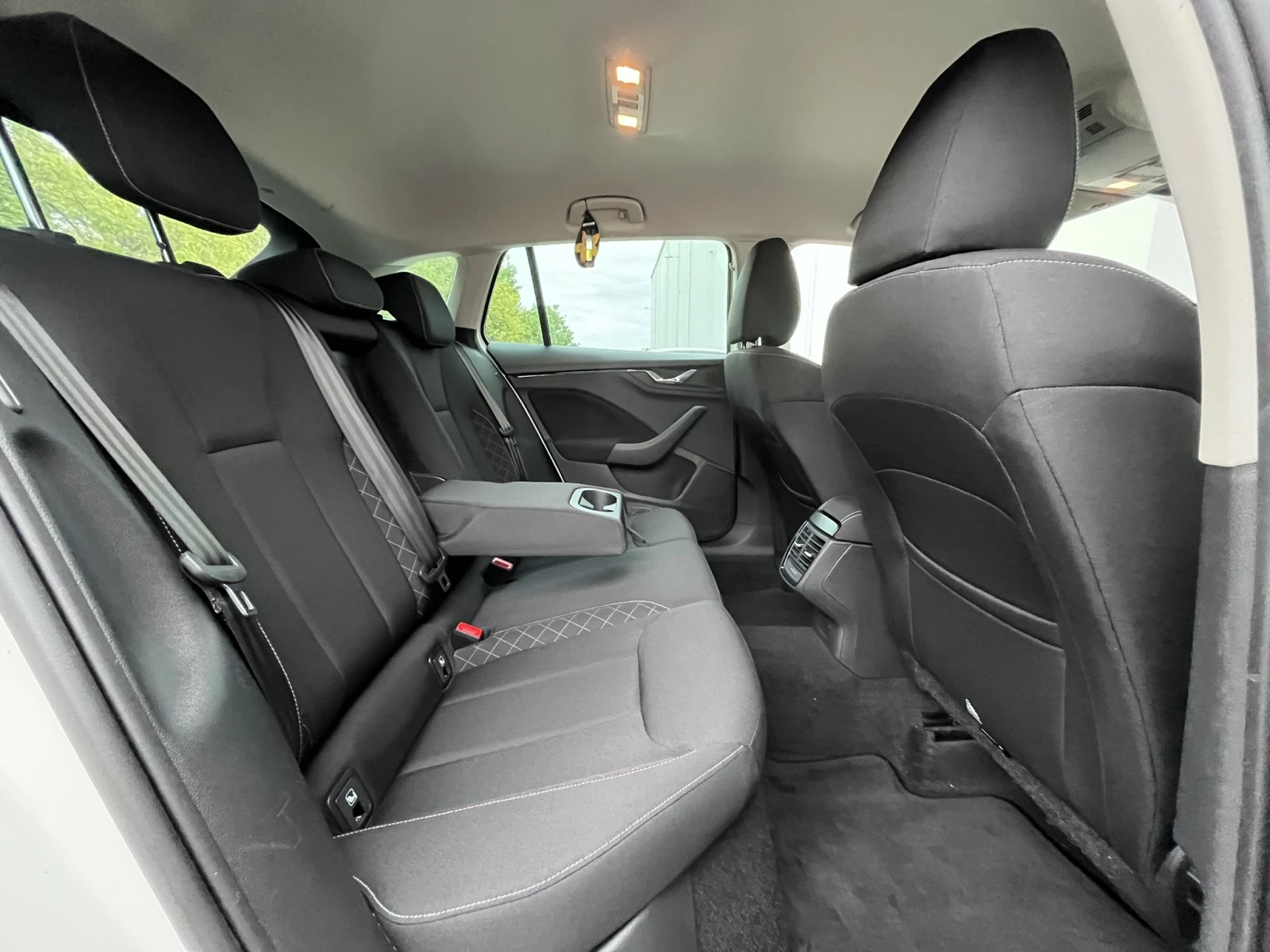 Skoda Scala TSI 95 �.�. ���� �� �������� | Mobile.bg � ����������� 10