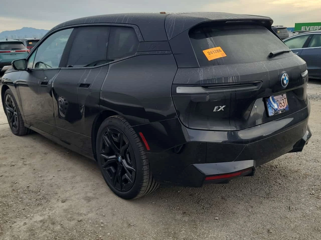 BMW iX * XDRIVE50 * CARFAX * ОПЦИЯ ЗА ФИНАНСИРАНЕ, снимка 4 - Автомобили и джипове - 56254219