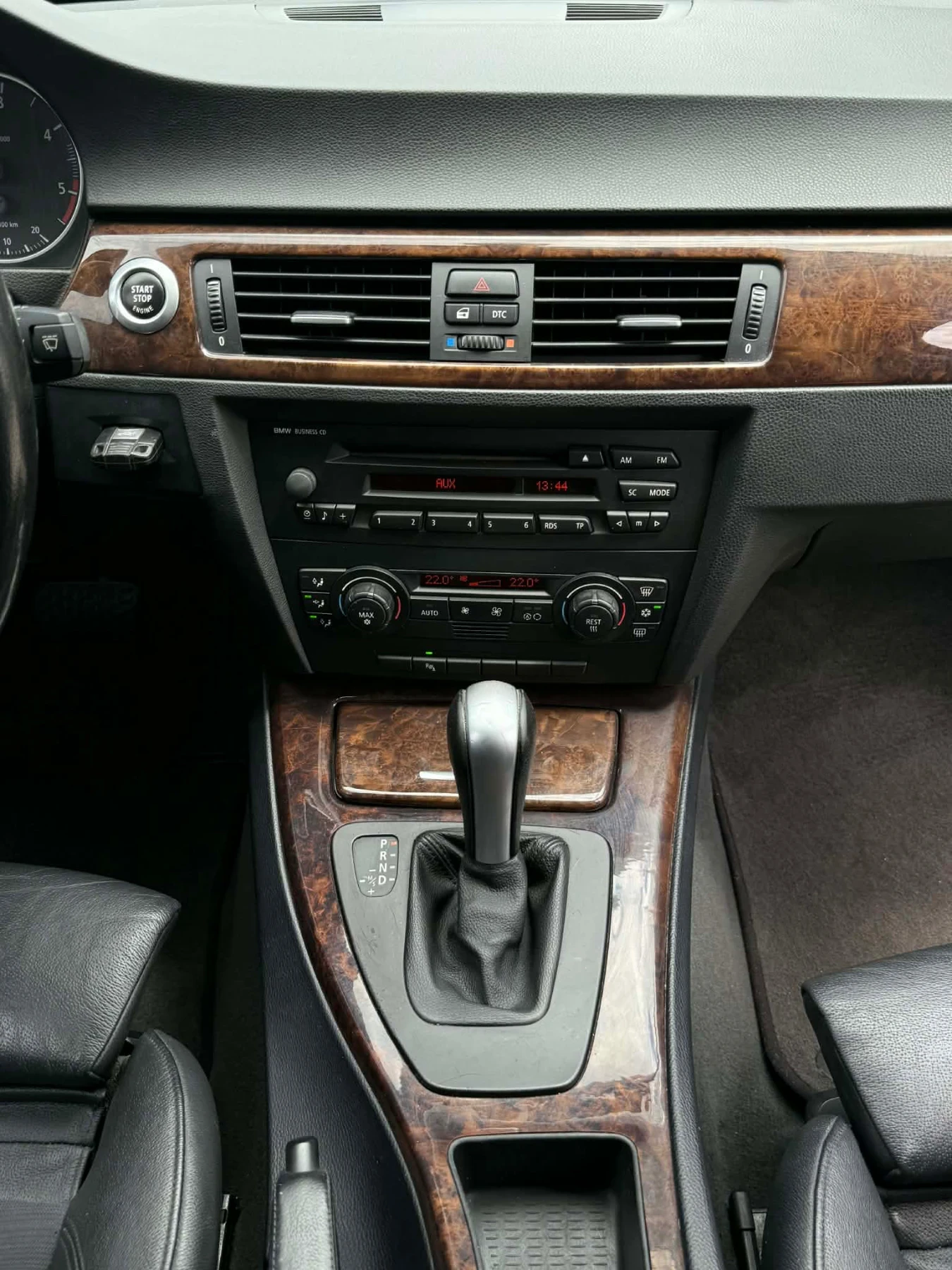 BMW 320, снимка 11 - Автомобили и джипове - 56263796