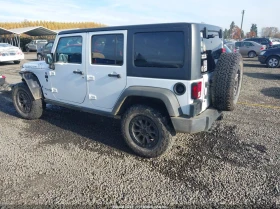 Jeep Wrangler JK UNLIMITED RUBICON 4X4, снимка 4