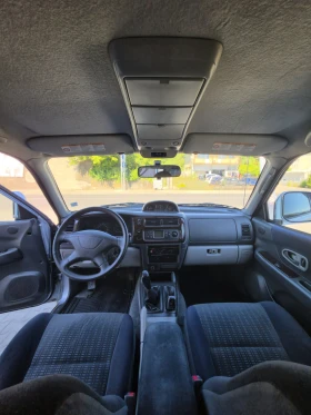 Mitsubishi Pajero sport, снимка 13