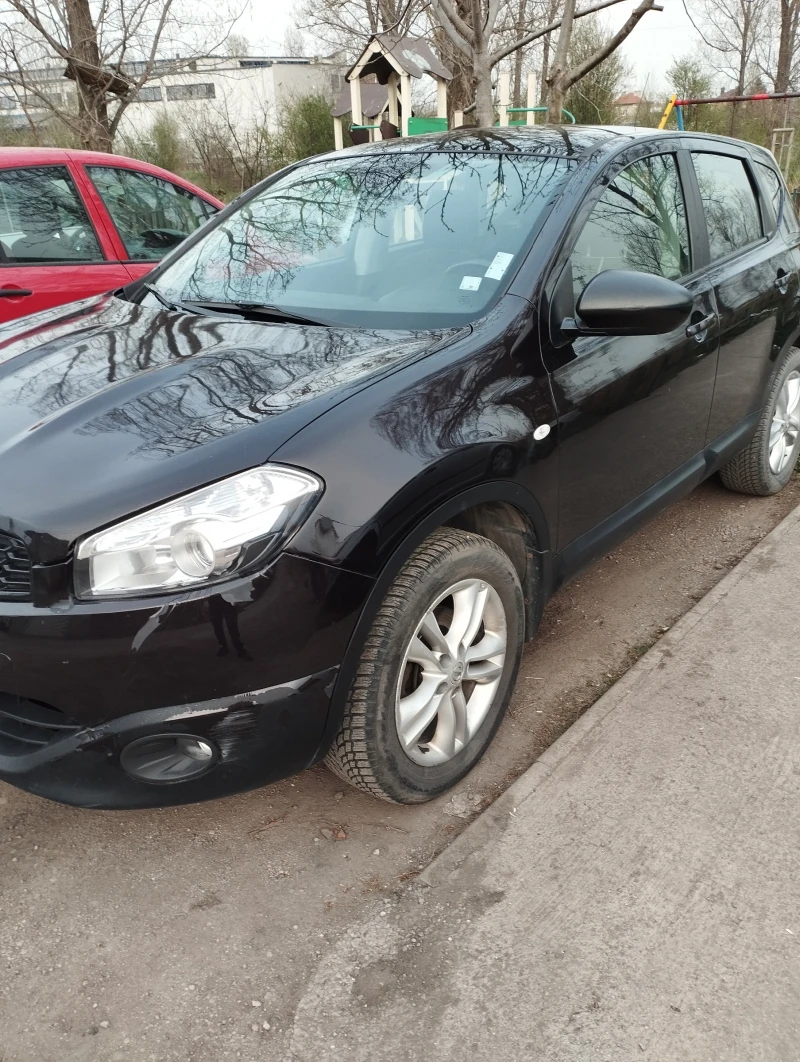 Nissan Qashqai, снимка 16 - Автомобили и джипове - 47612811