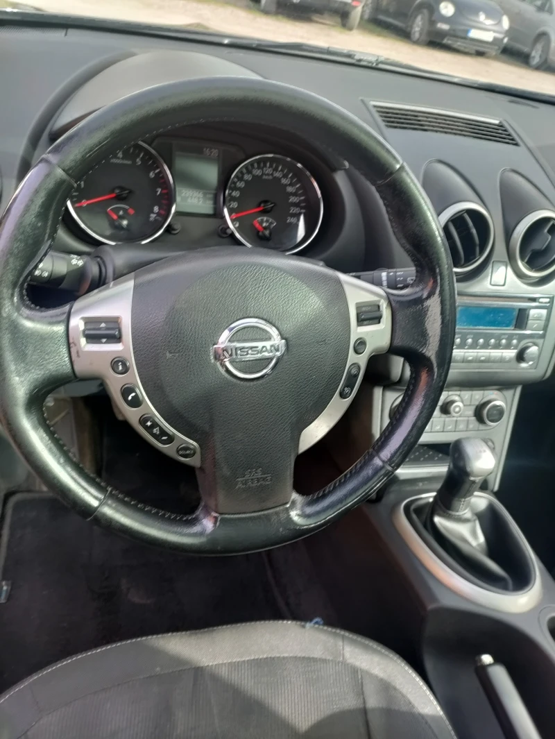 Nissan Qashqai, снимка 6 - Автомобили и джипове - 47196118