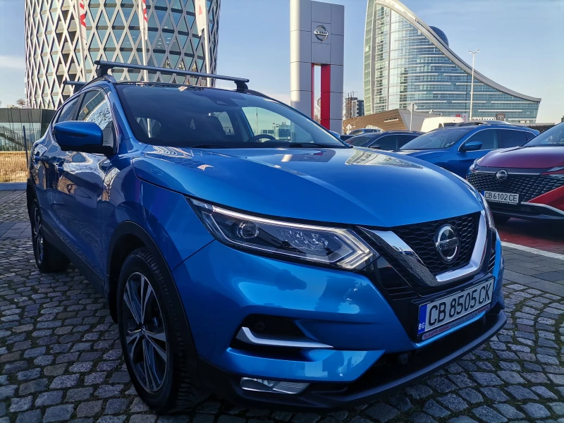 Nissan Qashqai N-Connecta LED 4х4, снимка 2 - Автомобили и джипове - 48868731