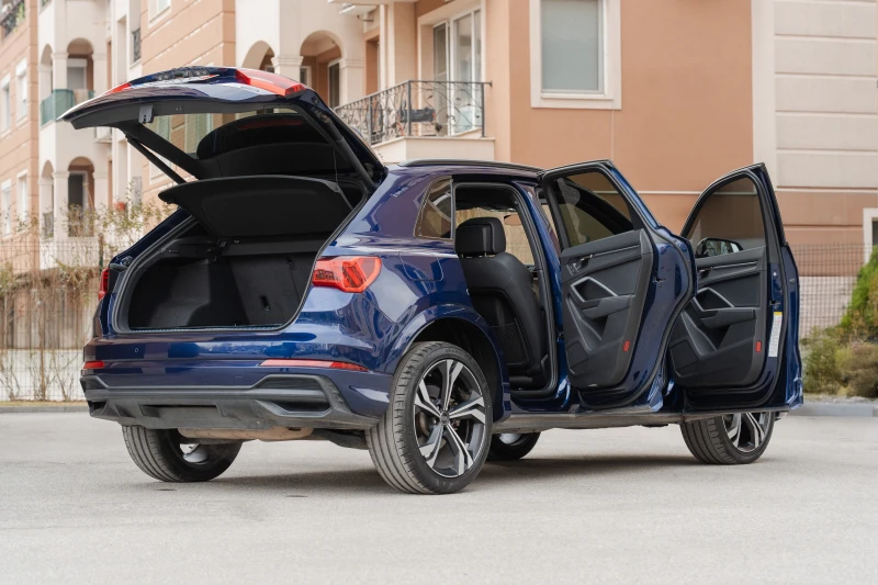 Audi Q3 35 TDI quattro, снимка 13 - Автомобили и джипове - 52376494