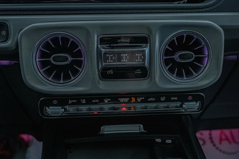 Mercedes-Benz G 63 AMG 4Matic/AMG Ride Control/Night Edition/3D Burm/Обду, снимка 9 - Автомобили и джипове - 52012003