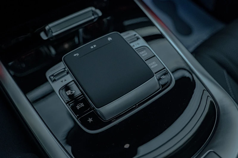 Mercedes-Benz G 63 AMG 4Matic/AMG Ride Control/Night Edition/3D Burm/Обду, снимка 13 - Автомобили и джипове - 52012003