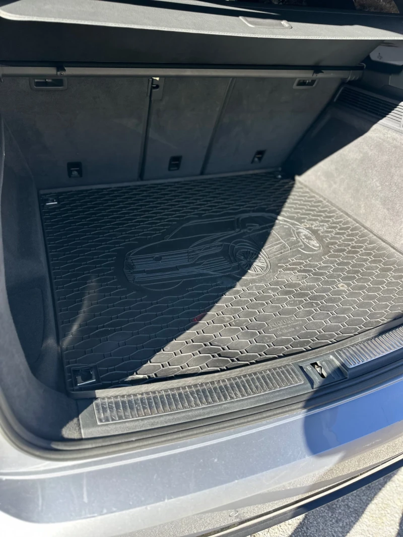 VW Touareg, снимка 7 - Автомобили и джипове - 52700039