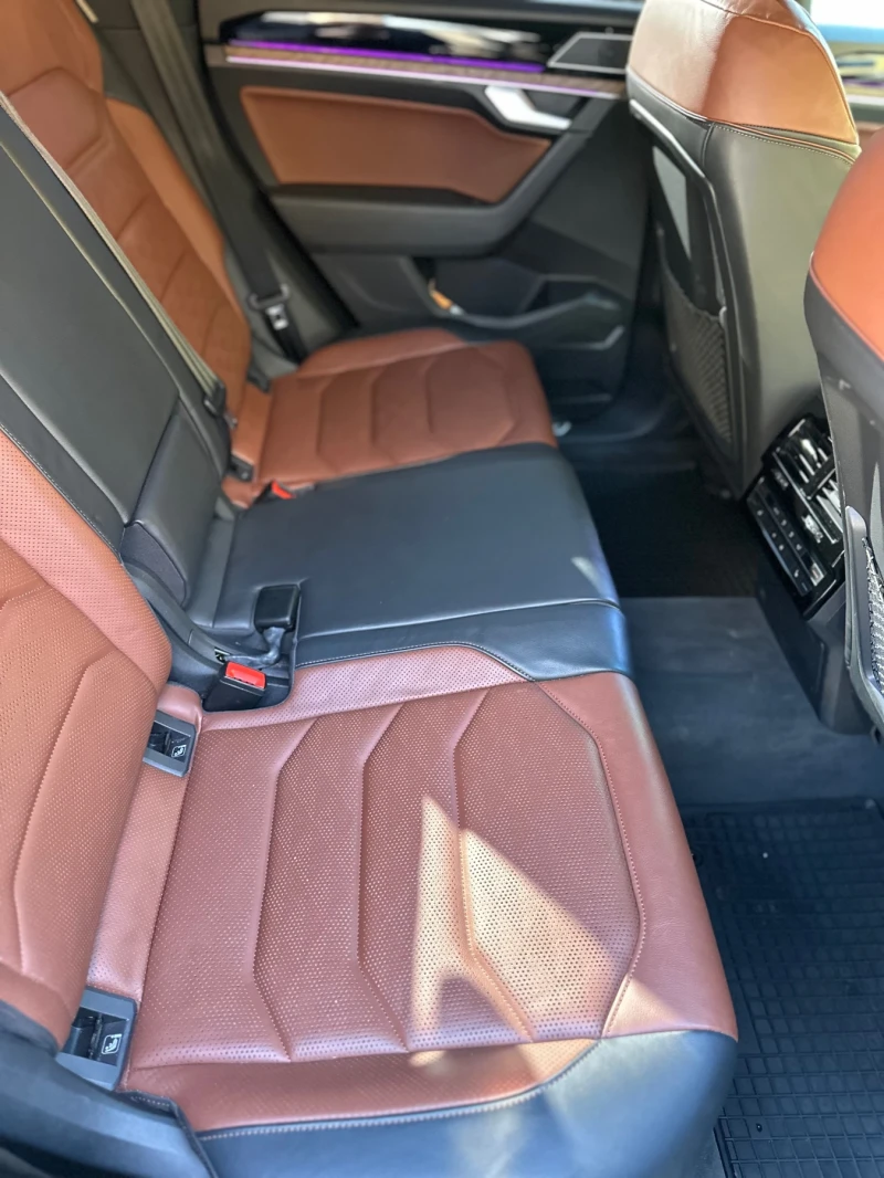 VW Touareg, снимка 5 - Автомобили и джипове - 52700039