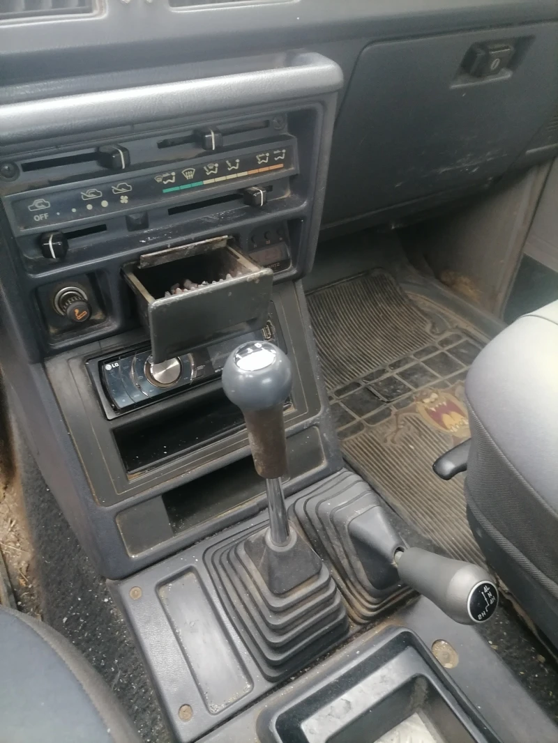 Mitsubishi Pajero, снимка 6 - Автомобили и джипове - 52723335