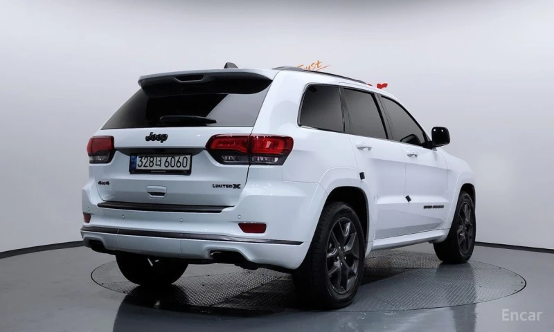 Jeep Grand cherokee, снимка 2 - Автомобили и джипове - 52979592