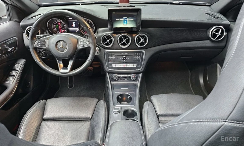 Mercedes-Benz GLA 220, снимка 7 - Автомобили и джипове - 53197526