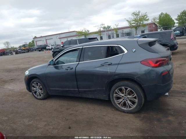 BMW X2 * xDrive28i* КОЖА* ПОДГРЕВ* ПАНОРАМА* КАМЕРА* , снимка 13 - Автомобили и джипове - 55031239