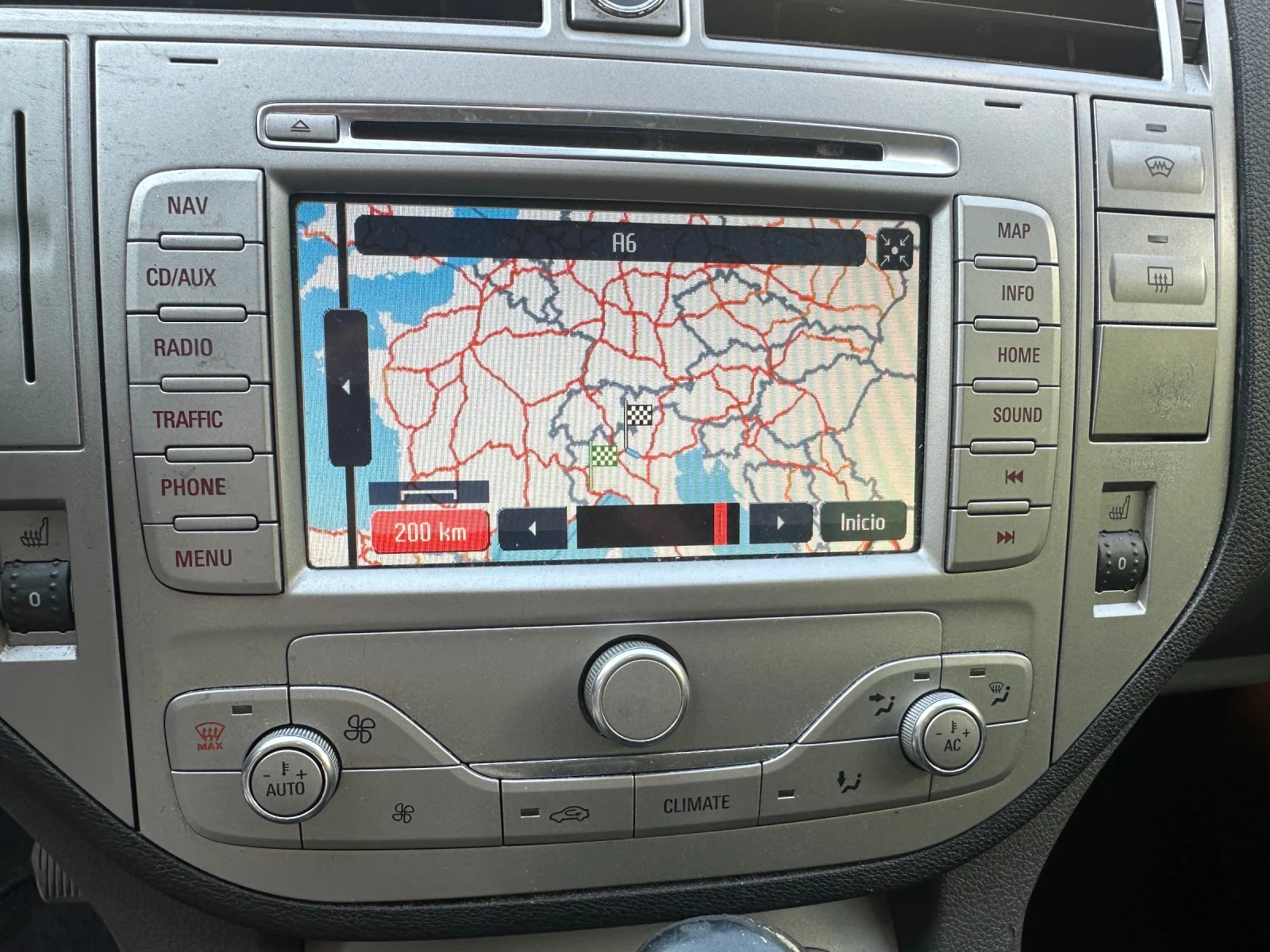 Ford Kuga 2.0TDCI* 163к.с.* 4x4* Navi* Keyless* Камера*  - изображение 8