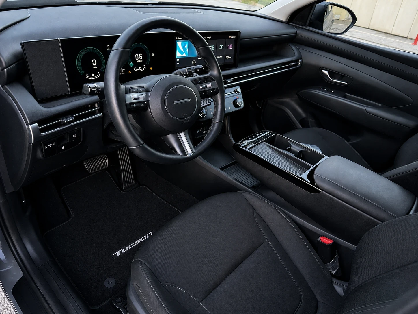 Hyundai Tucson Individual, снимка 9 - Автомобили и джипове - 54613412
