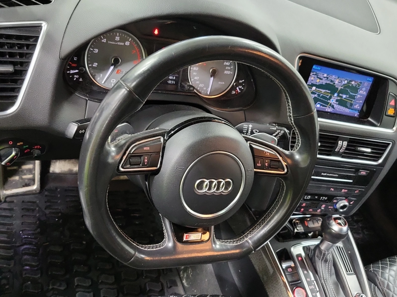 Audi SQ5 3.0 TFSI quattro Technik, снимка 9 - Автомобили и джипове - 55517050