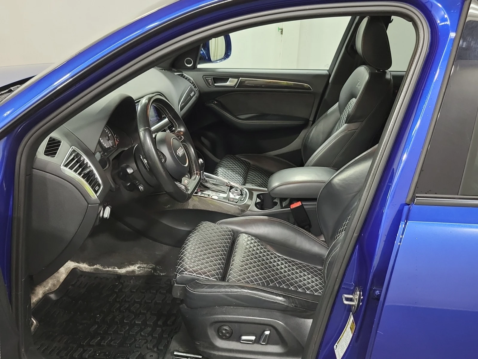 Audi SQ5 3.0 TFSI quattro Technik, снимка 5 - Автомобили и джипове - 55517050