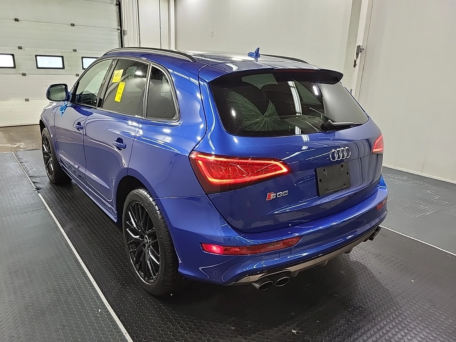 Audi SQ5 3.0 TFSI quattro Technik, снимка 4 - Автомобили и джипове - 55517050