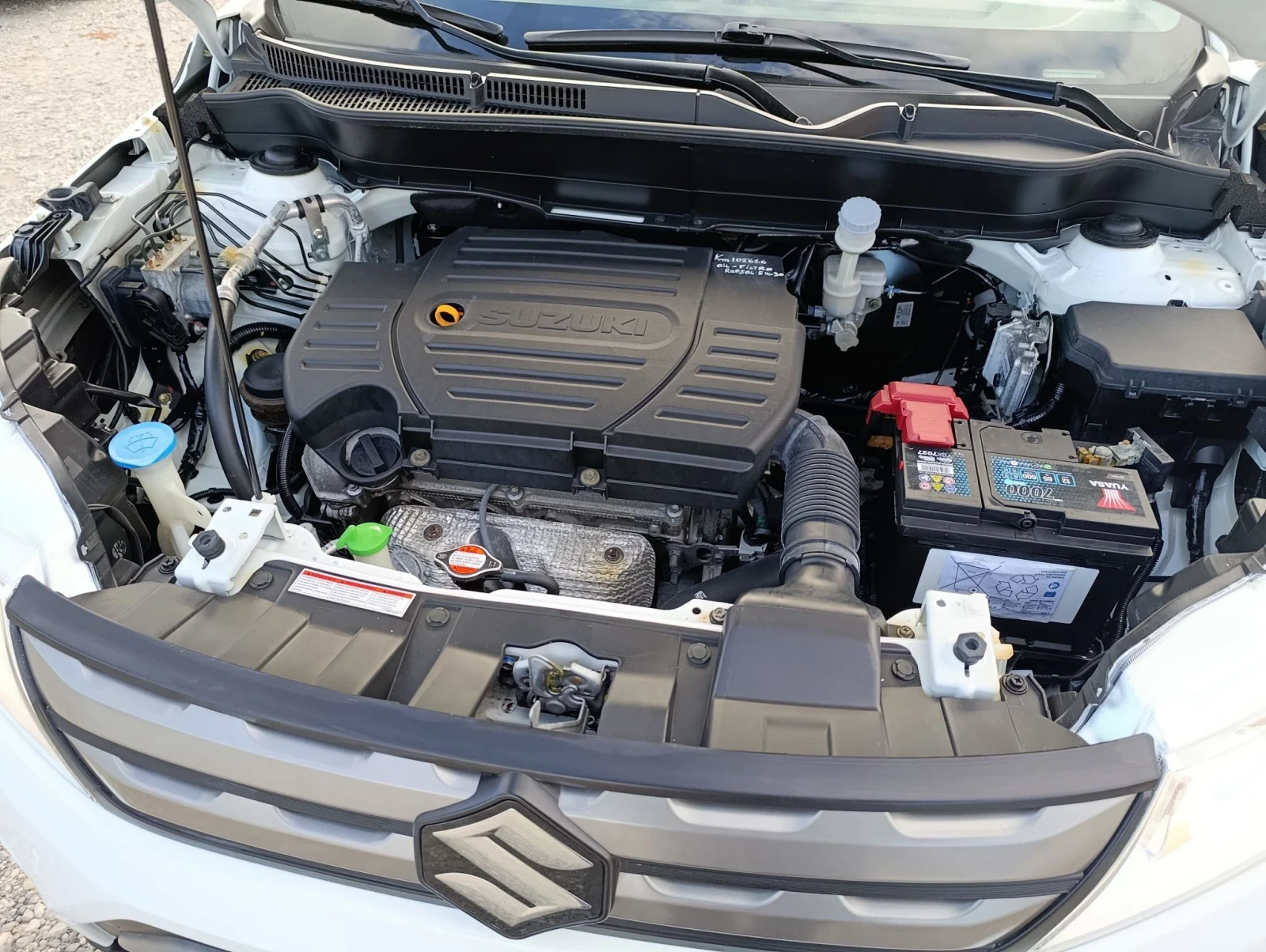 Suzuki Vitara 1.6 VVti  4x4 TOP, снимка 12 - Автомобили и джипове - 56514954