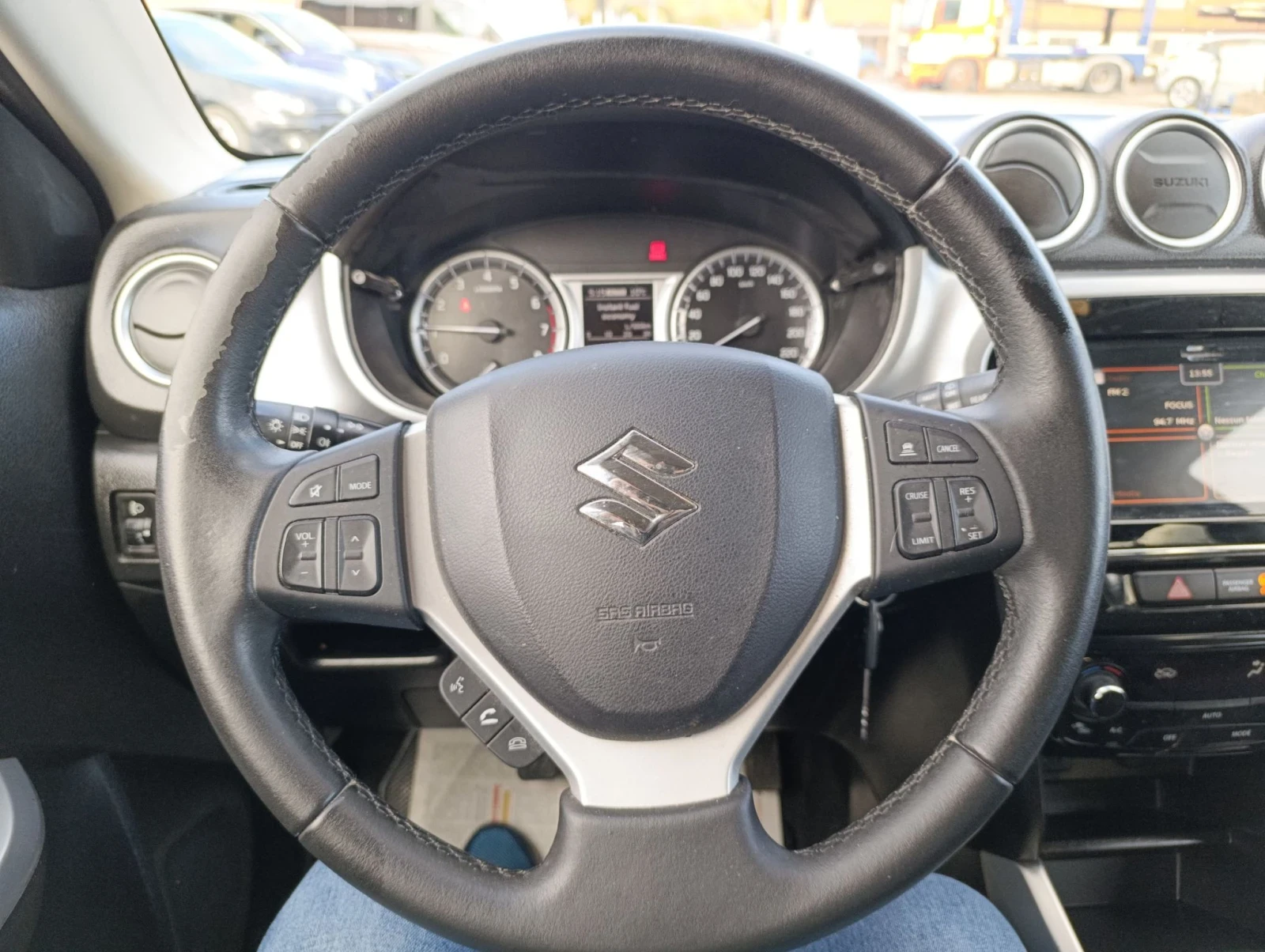 Suzuki Vitara 1.6 VVti  4x4 TOP, снимка 11 - Автомобили и джипове - 56514954