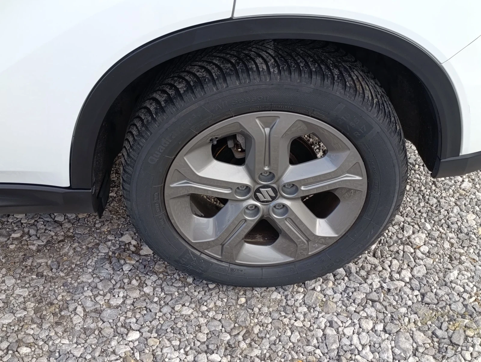 Suzuki Vitara 1.6 VVti  4x4 TOP, снимка 10 - Автомобили и джипове - 56514954