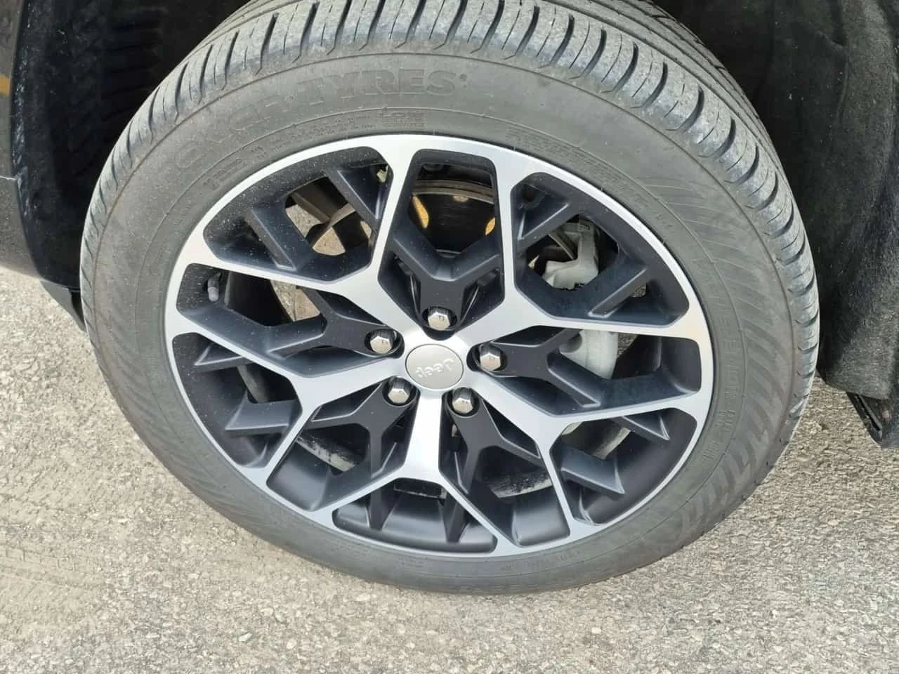 Jeep Grand cherokee, снимка 14 - Автомобили и джипове - 56718694