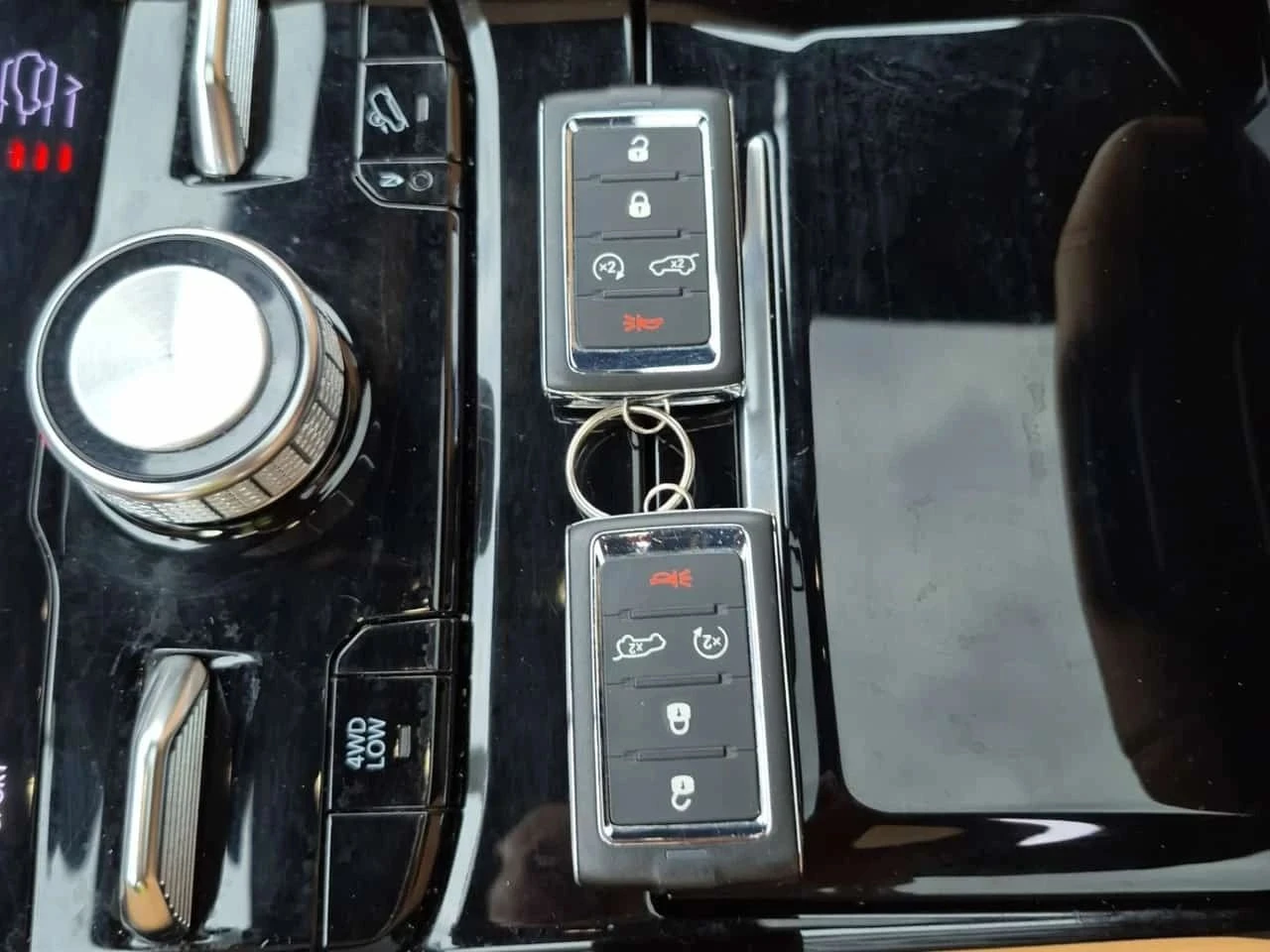 Jeep Grand cherokee, снимка 8 - Автомобили и джипове - 56718694