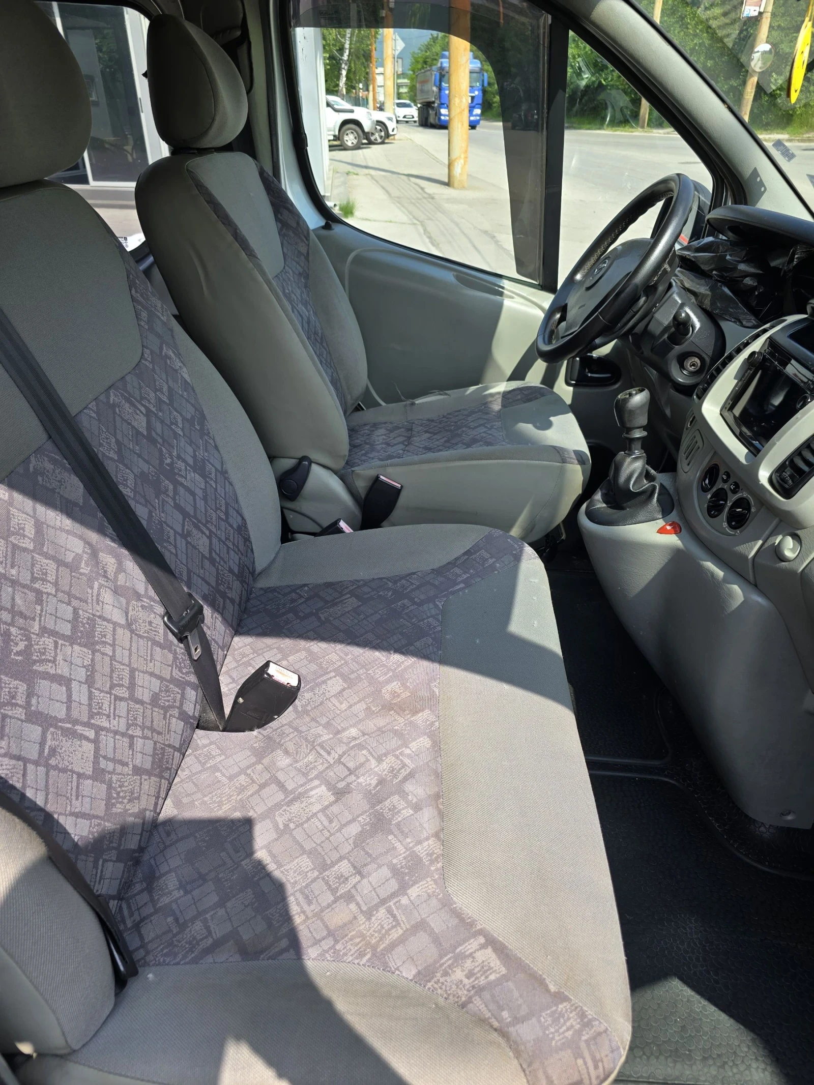 Opel Vivaro  - изображение 7