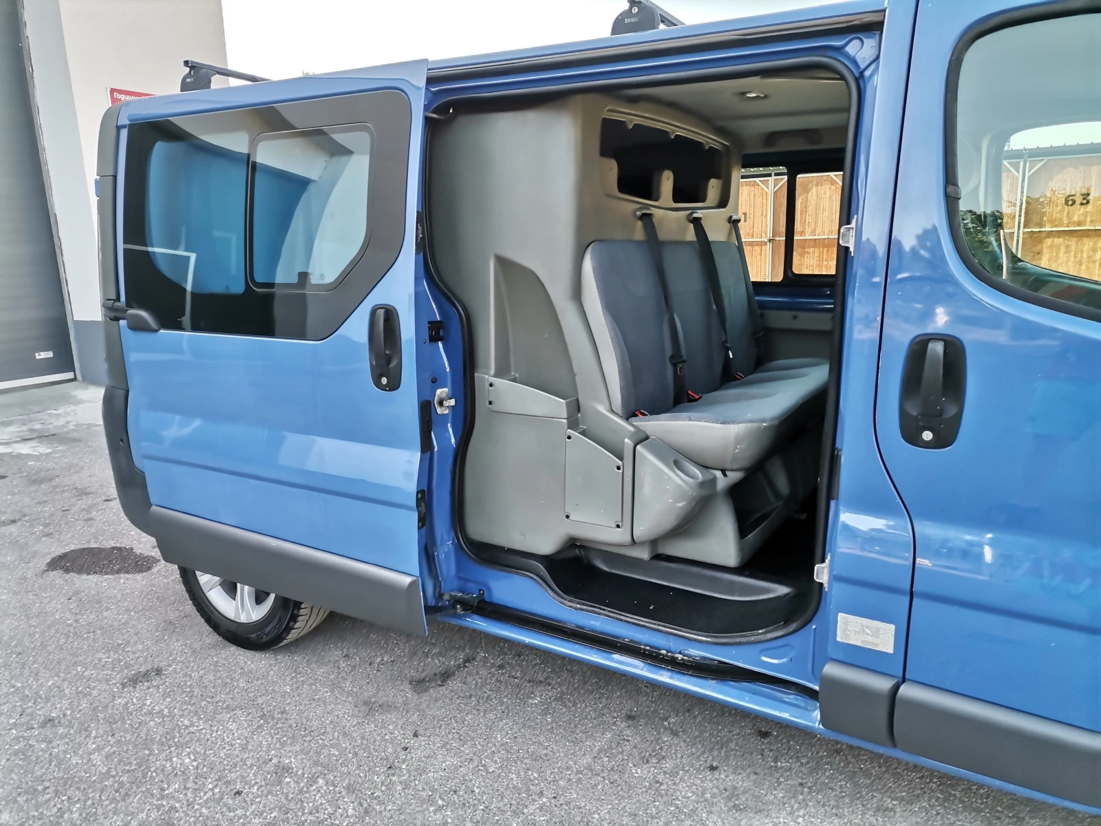 Renault Trafic 1.9 DCI * КЛИМАТИК* 6 МЕСТА*  - изображение 9