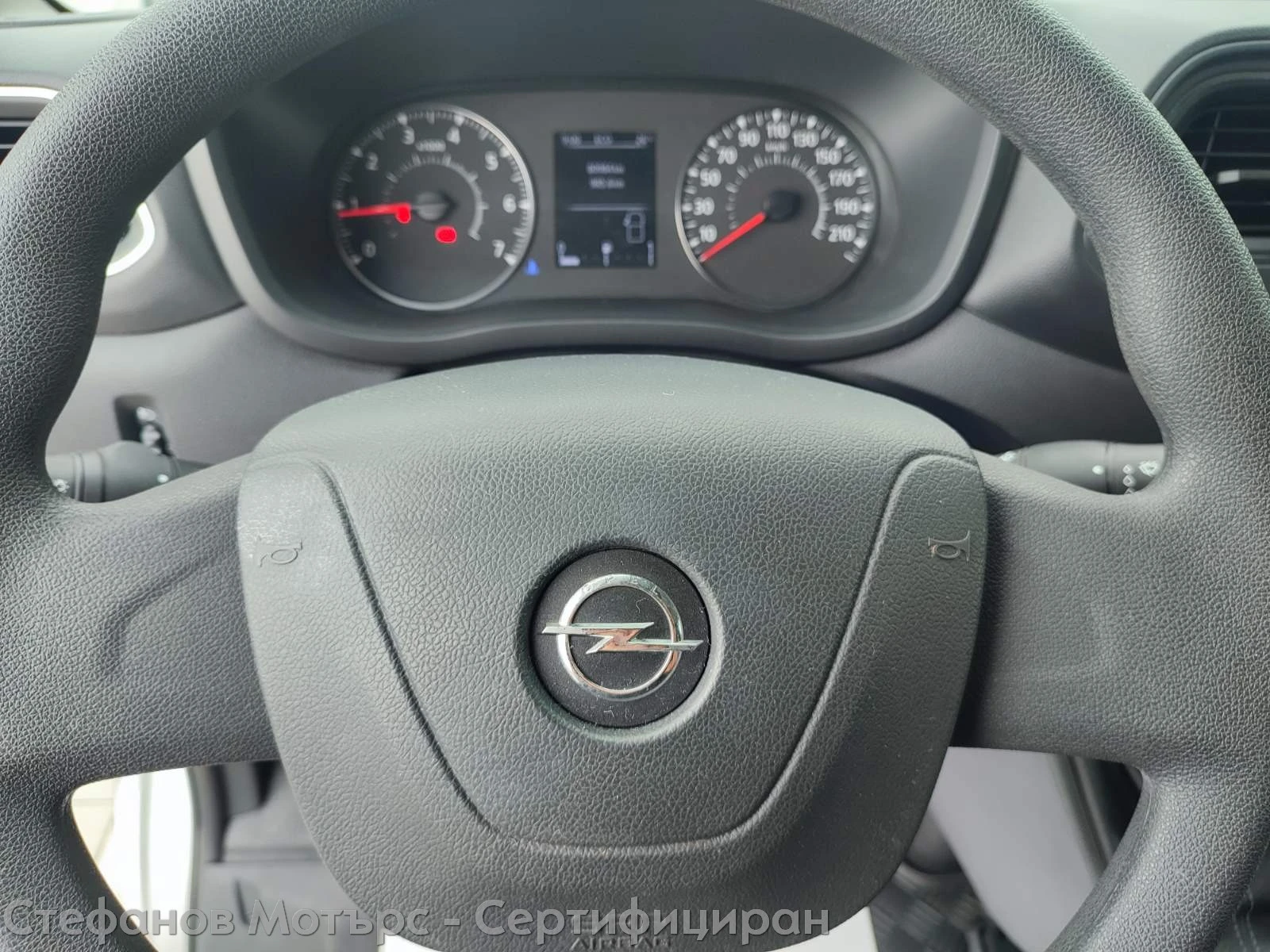 Opel Movano L2H2 2.3 Diesel (150hp) MT6 - изображение 9