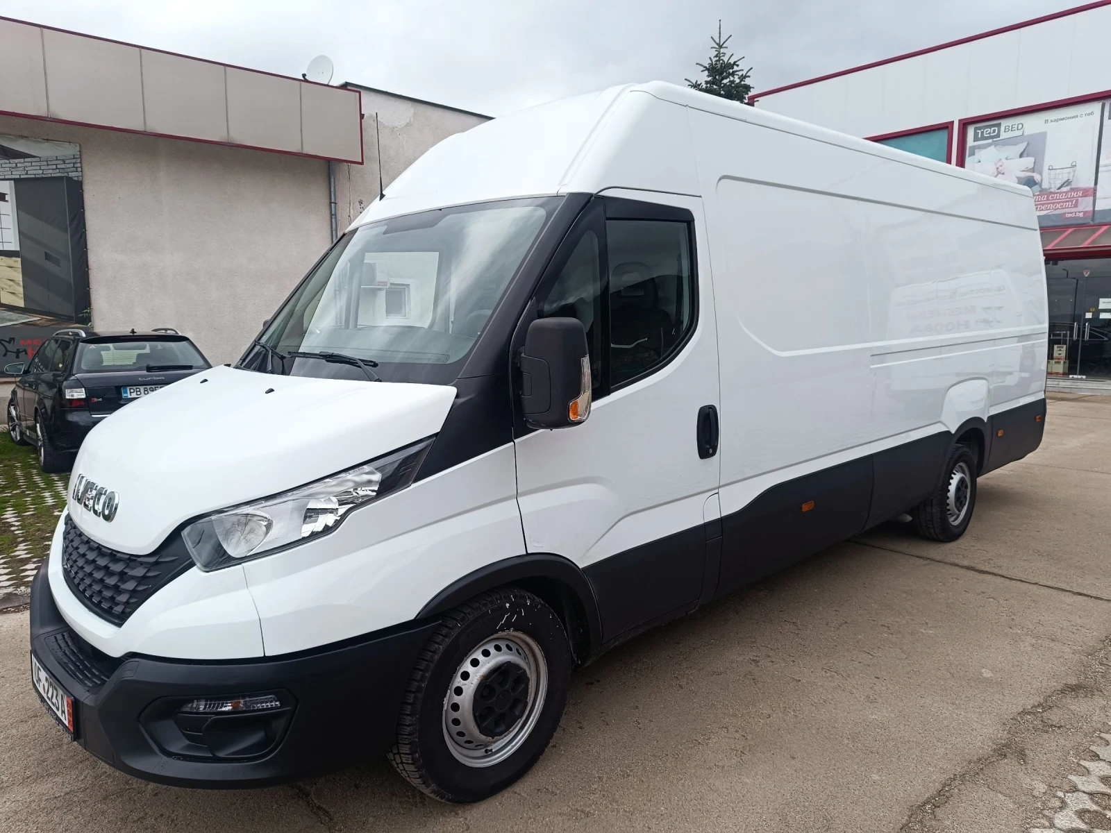 Iveco Daily 122000км. MAXXI 2022г. - изображение 3