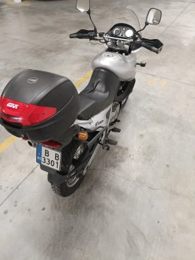 BMW F Двигателят е на Aprilia (по производство), снимка 3