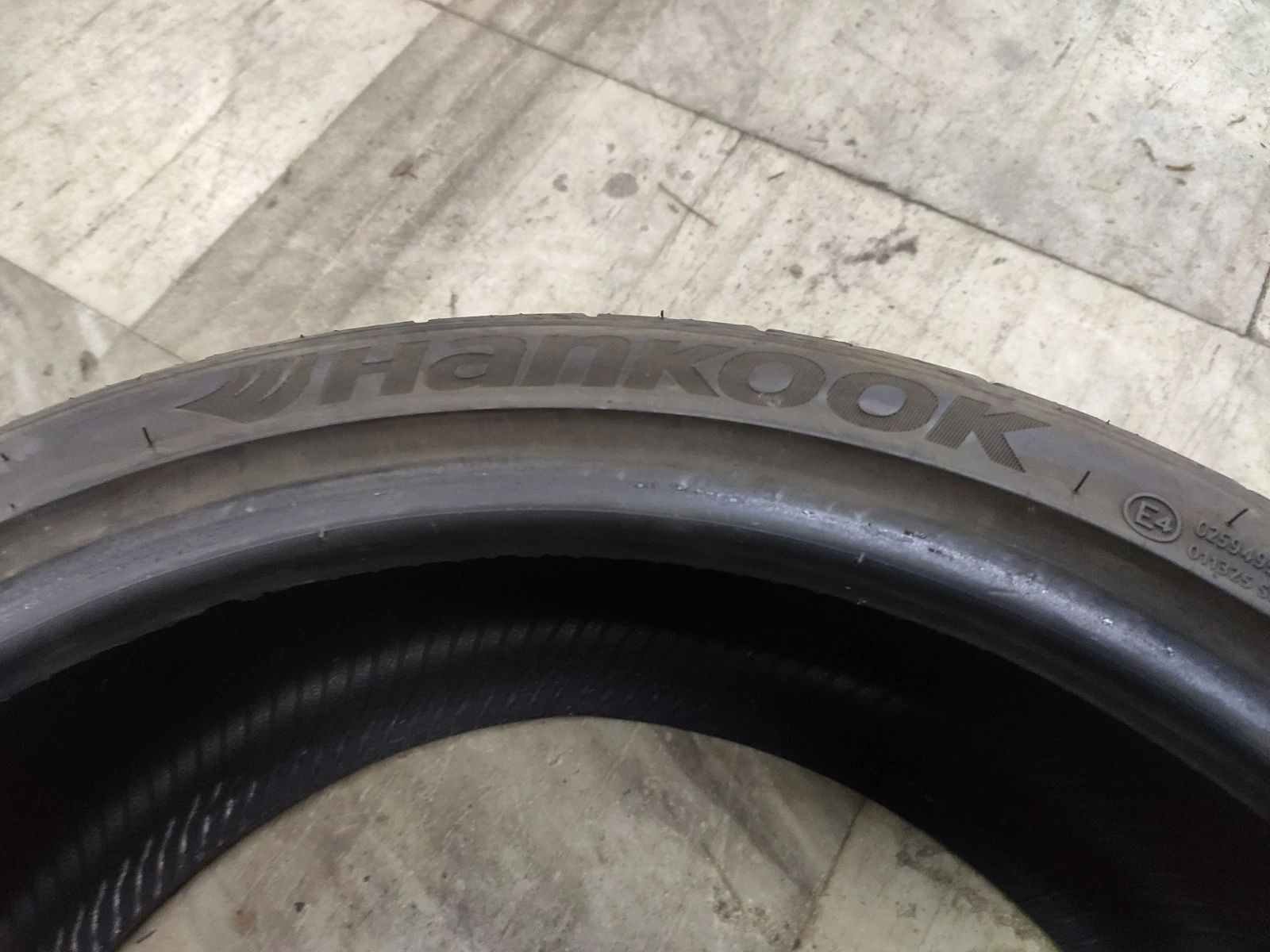  235/35R19 | Mobile.bg   4