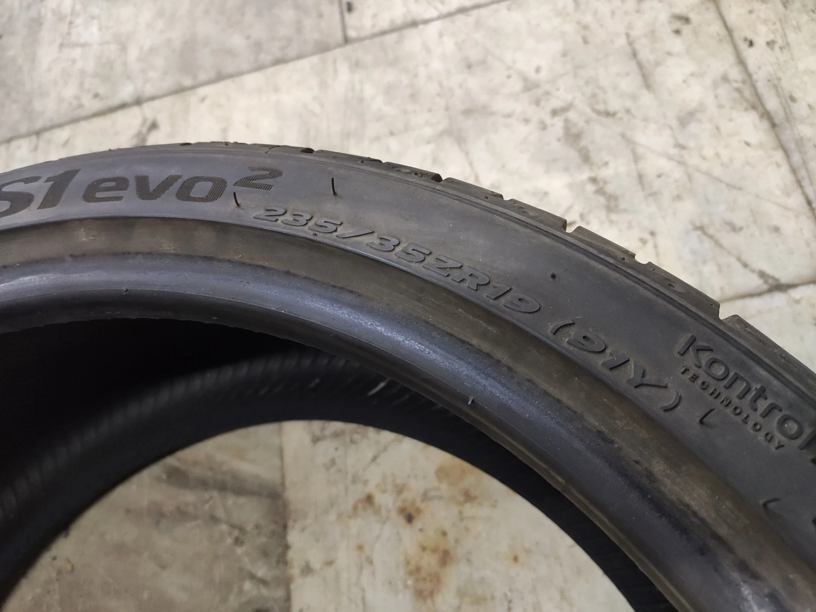  235/35R19 | Mobile.bg   6